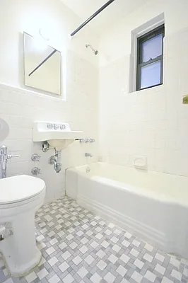 Rented by Bold New York | media 12