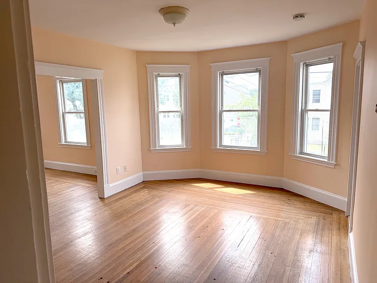 60 Bennington St #1 — Photo 6