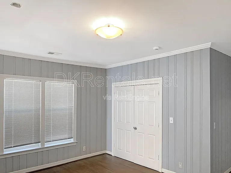 1739 Sylvan Rd SW — Photo 23