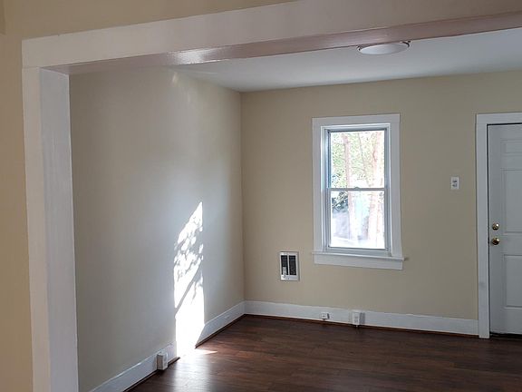 2nd image of 24-30 E Pall Mall St