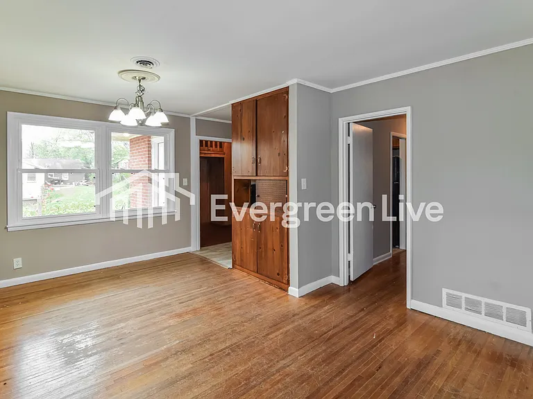 3678 Windemere Dr — Photo 6