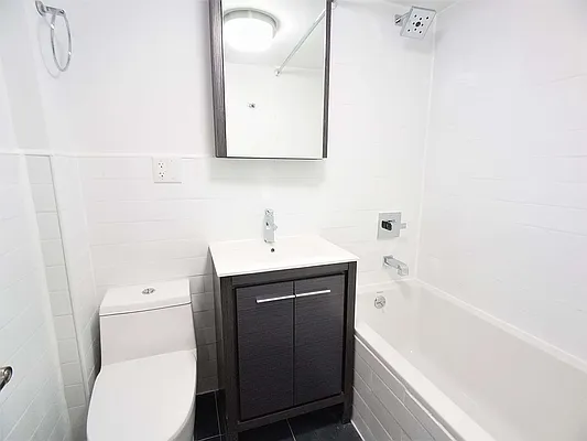 Rented by EXR | media 45