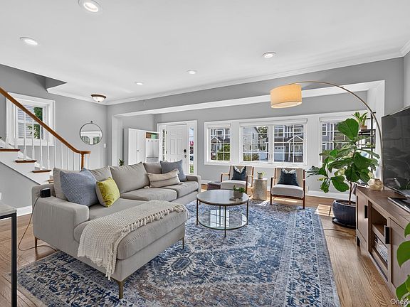 5th image of 615 Briggs Street
