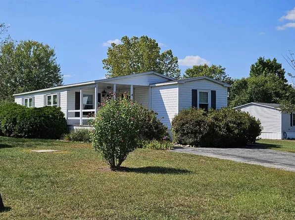 37 Hub Hollow Road, Danville, NH 03819