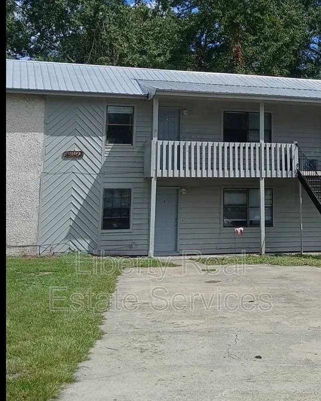 910 Berkshire Ter — Photo 1