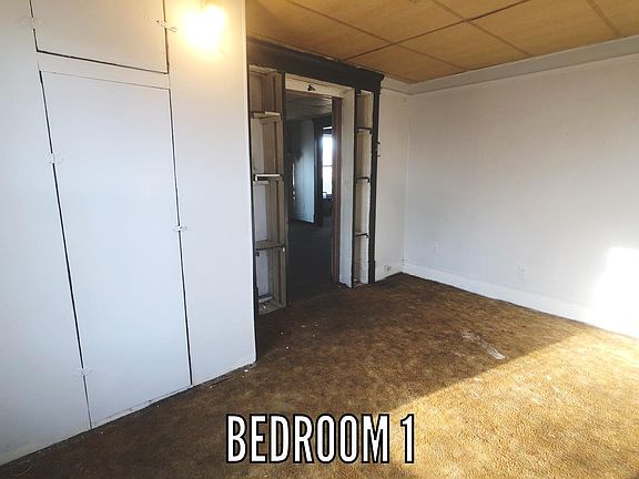 5th image of 418 N Washington Ave