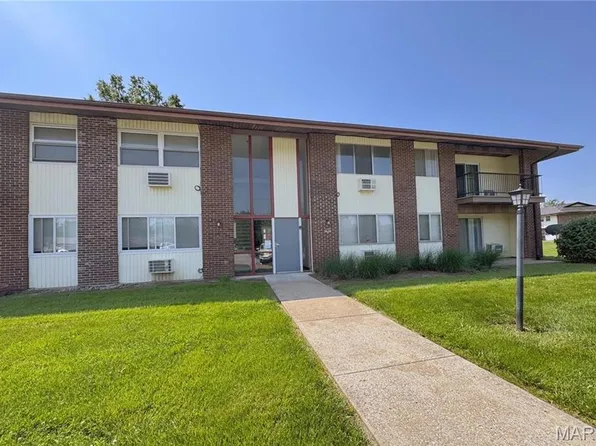 7499 Hazelcrest Dr APT G, Hazelwood, MO 63042