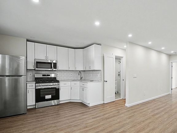 4th image of 79-47 68th Rd #2