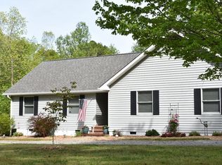 1479 Kingswood Rd, Buffalo Junction, VA 24529