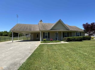 44 Lakeside Rd, Williamson, GA 30292