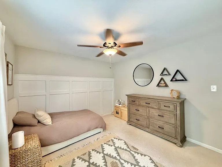 908 Plateau Ln — Photo 22