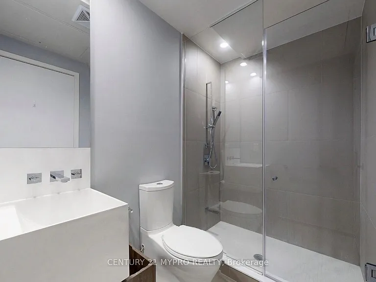 1 Bloor St E #5808 — Photo 13