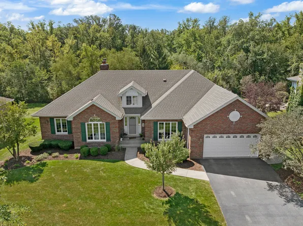 7661 Steeple Chase Dr, Frankfort, IL 60423