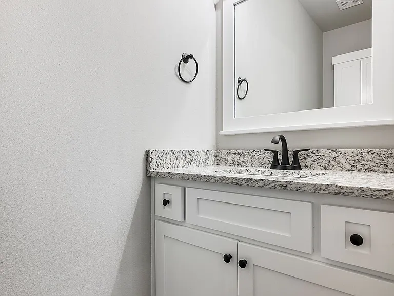 32 Taransay Dr — Photo 7