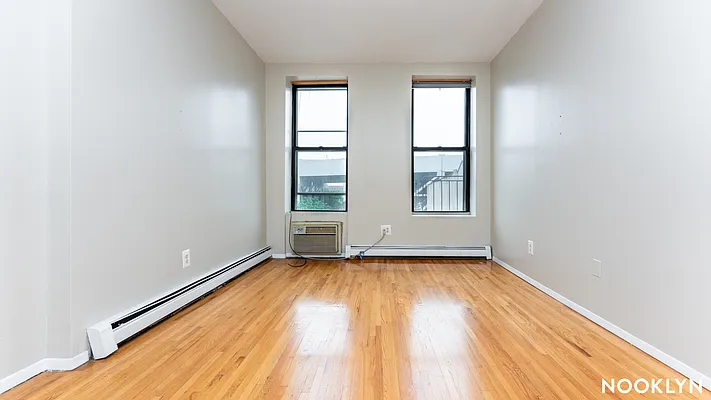 Rented by Nooklyn NYC LLC | media 21