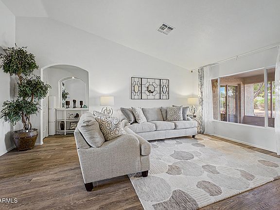 5th image of 15736 W VALE Drive