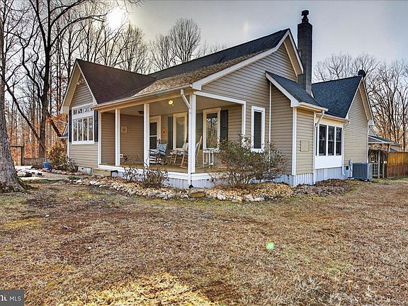 4th image of 980 Waltons Store Rd