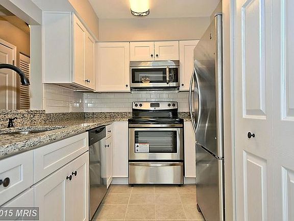 2nd image of 3150 Anchorway Ct APT M