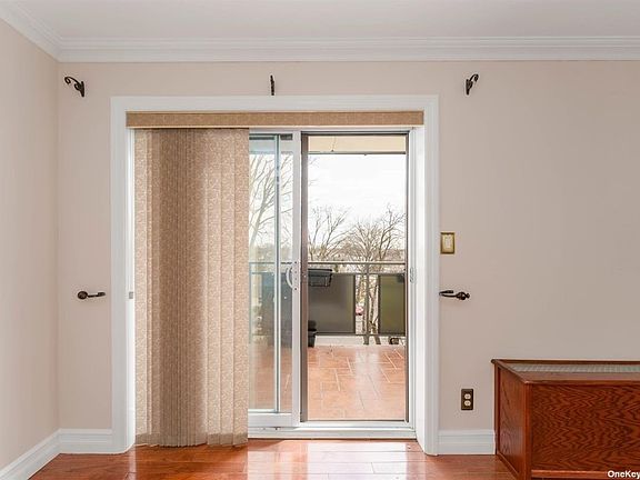 3rd image of 175 Maple Ave APT 4E