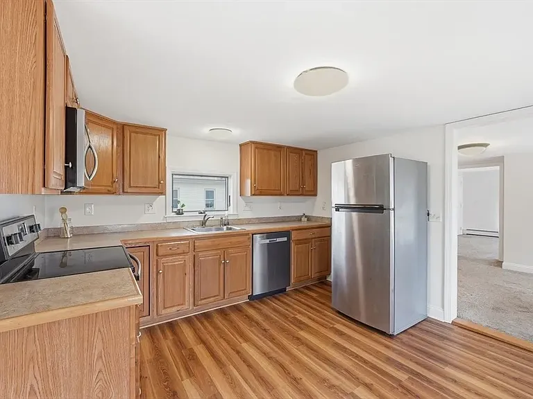17 Church Ct — Photo 10