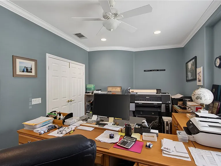 4459 Putting Green Dr — Photo 38