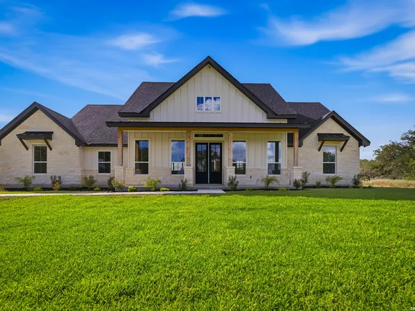 310 Firewheel Loop, Floresville, TX 78114