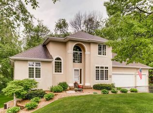 13230 Grand Oak Ct, Apple Valley, MN 55124