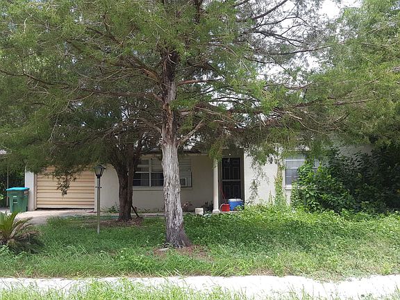 2nd image of 1402 Ferendina Dr