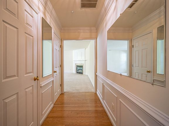 3rd image of 5924 Terrapin Pl Unit 302