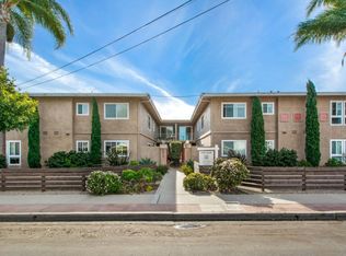 277 16th Pl APT 7, Costa Mesa, CA 92627