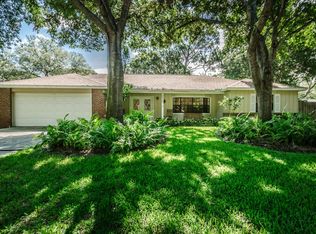 9915 132nd St, Seminole, FL 33776