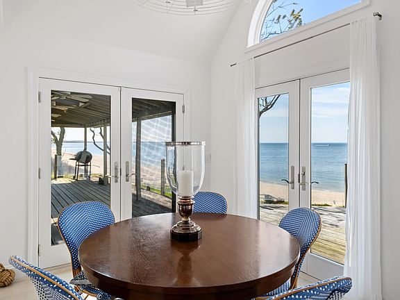 5th image of 2 Beach Plum Ln