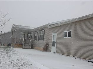 13620 Orchard View St, Carleton, MI 48117