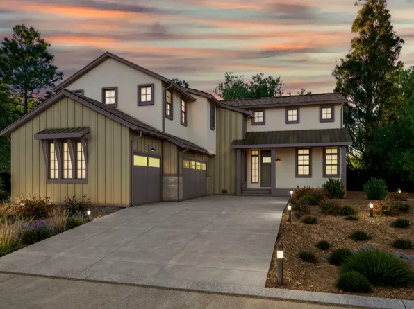 445 Canyon Creek Dr, Auburn, CA 95603