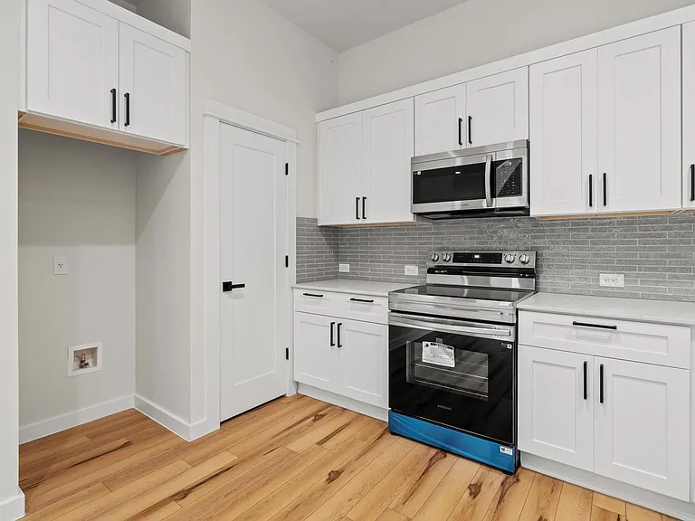 2309 Montopolis Dr #1 — Photo 6