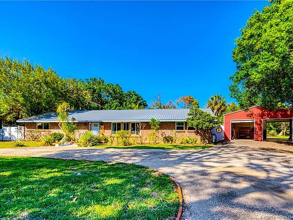 4th image of 1776 NW Palmetto Ct