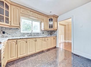 97 Dunsfold Dr, Toronto, ON M1B 1T5