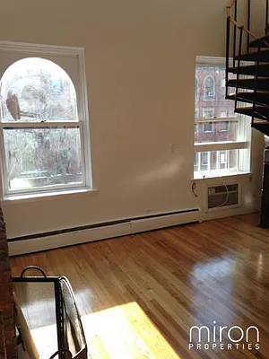 Rented by Miron Properties | media 9