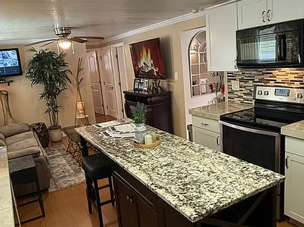 2505 E Bay Dr #59, Largo, FL 33771