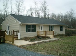 1289 Old Indian Trl, Moneta, VA 24121