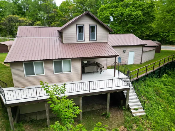 12727 Van Wagoner Ave, Grant, MI 49327