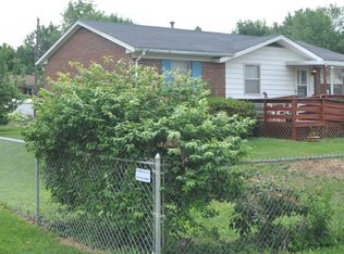 139 Parkside Cir, Vine Grove, KY 40175
