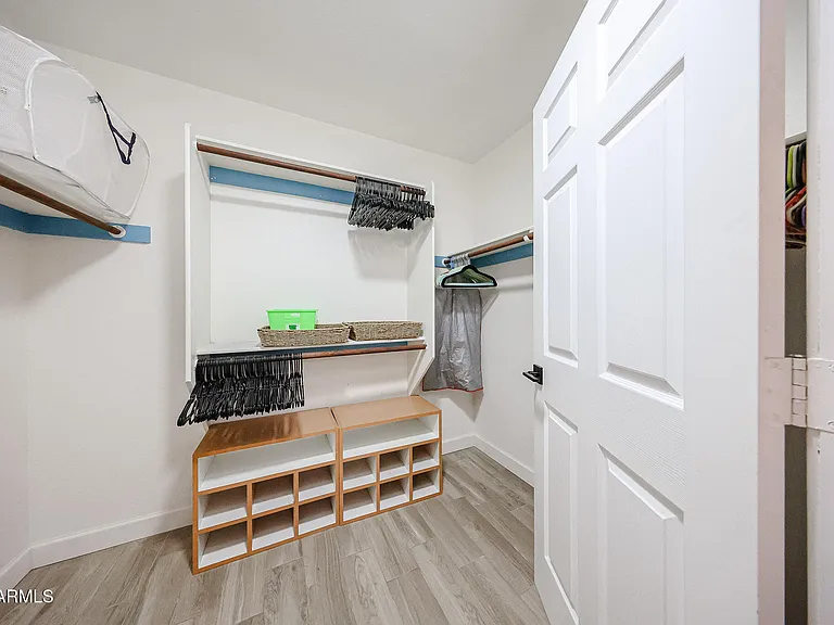 3902 E Rosemonte Dr — Photo 25