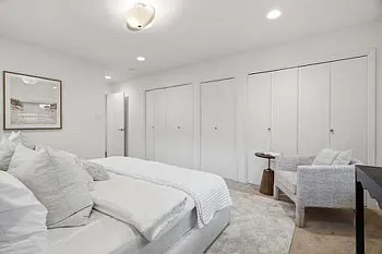 1500 Brookdale Dr — Photo 15