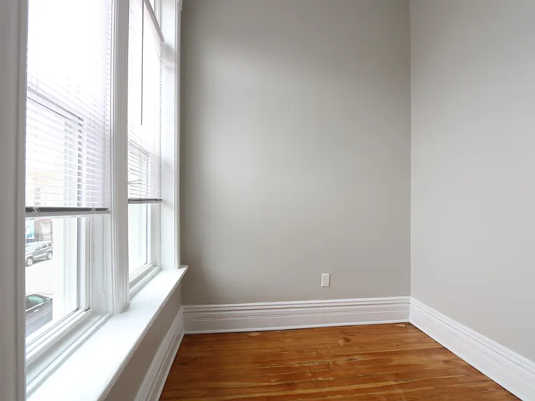 2029 W 21st Pl #2F — Photo 12