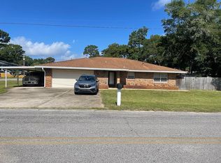33 5th St, Shalimar, FL 32579