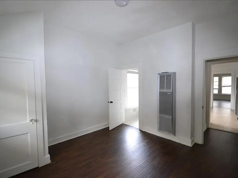 1517 Bonnie Brae St #4 — Photo 12