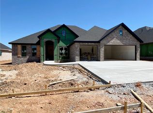 1330 Golden Jubilee Rd, Centerton, AR 72719