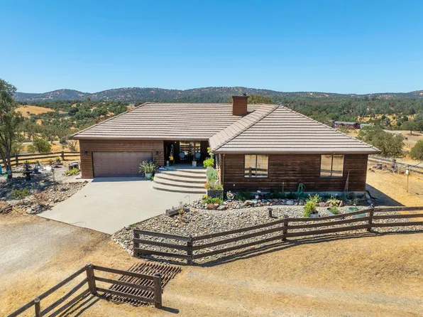 5072 Buckboard Dr, Copperopolis, CA 95228