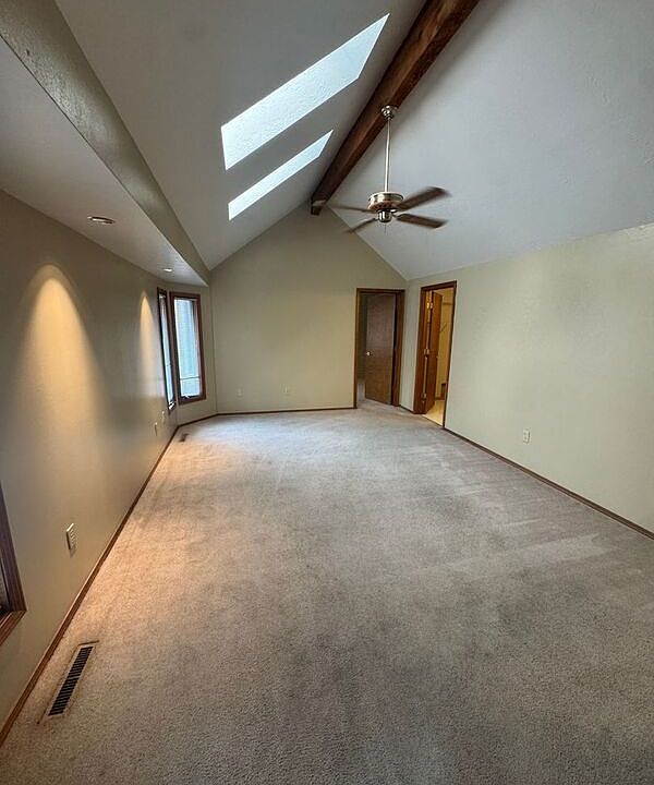 1st image of 510 E Elm St